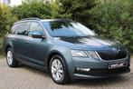 Skoda Octavia Combi 1.0 TSI 116 pk Ambition Navi, Trekhaak A, Auto's, Skoda, Te koop, Zilver of Grijs, Benzine, Gebruikt