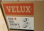 VELUX  EKW  SK06. 2002M, Ophalen, Zo goed als nieuw, 80 tot 120 cm, Dakraam