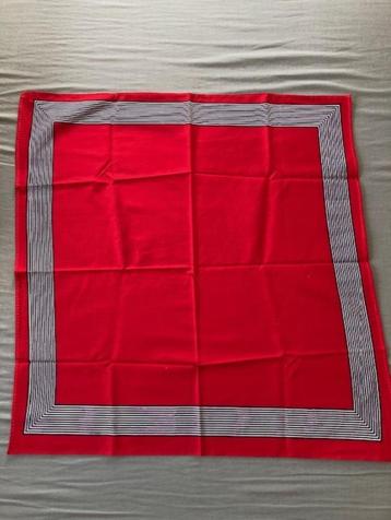 Vintage Retro tafelkleedjes, geen idee hoe oud precies beschikbaar voor biedingen