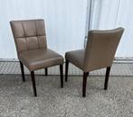 14 stuks Luxe horeca stoelen kunstleder taupe nette staat, Ophalen, Bruin, Hout, Zo goed als nieuw