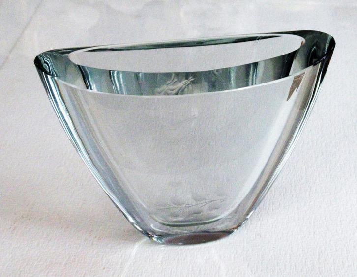 Strombergshyttan Swedish ArtGlass geëtste vaasje gesigneerd., Antiek en Kunst, Antiek | Glas en Kristal, Ophalen of Verzenden