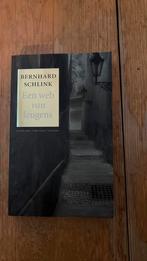 Bernhard Schlink - Een web van leugens, Ophalen of Verzenden, Zo goed als nieuw, Bernhard Schlink