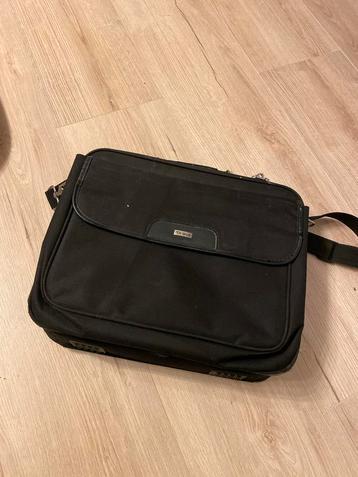 Targus Laptop Tas - Schoudertas beschikbaar voor biedingen