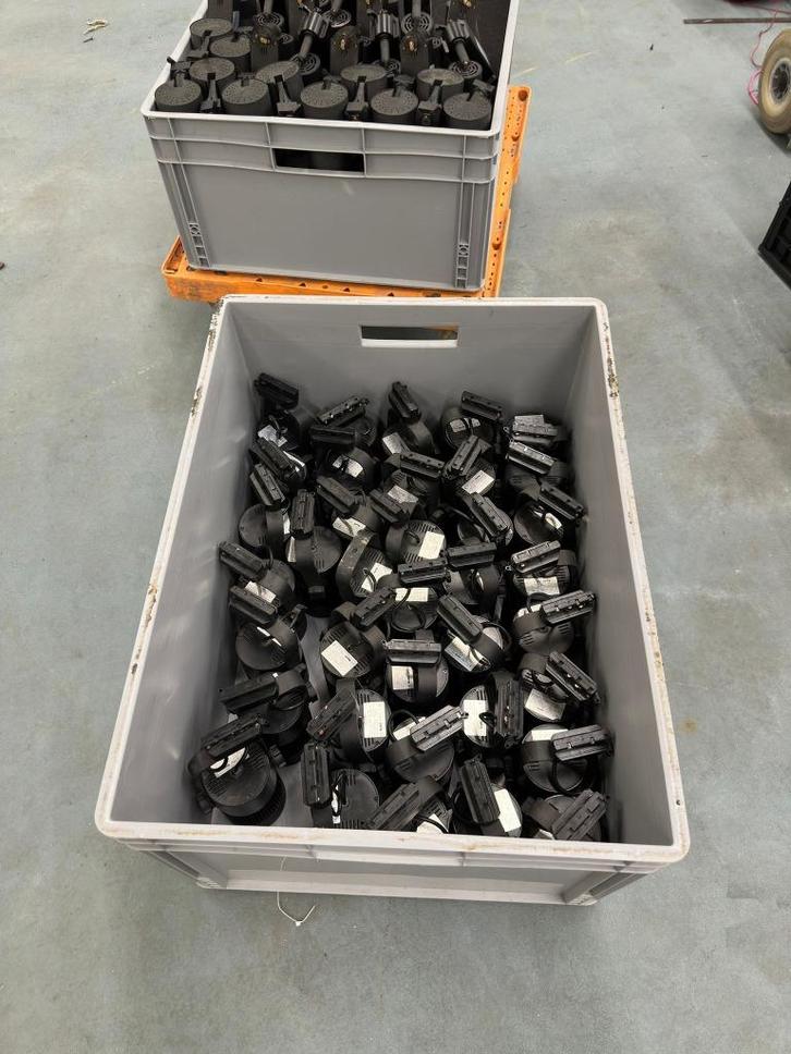 Spots met rails, veel verlengkabels en koppelingen, Huis en Inrichting, Lampen | Spots, Gebruikt, Plafondspot of Wandspot, Metaal of Aluminium