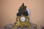 brons/zamak klok, Antiek en Kunst, Ophalen of Verzenden