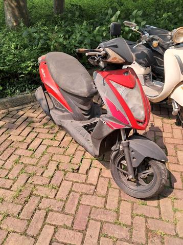 Scooter voor onderdelen  beschikbaar voor biedingen