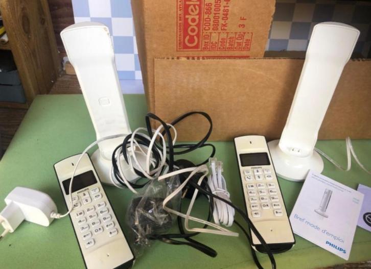 Philips Linea M 3352 duo dect telefoon, wit, Telecommunicatie, Vaste telefoons | Handsets en Draadloos, Zo goed als nieuw, 2 handsets