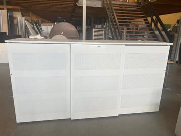 Akoestische schuifdeurkast 240x50x h126 cm,  150 euro beschikbaar voor biedingen