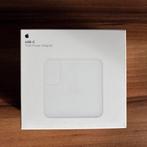 Apple 70W USB-C Power Adapter - Nieuw!, Computers en Software, Laptop-opladers, Ophalen of Verzenden, Nieuw