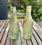 2 oude Belgische limonadeflesjes *bodemvondsten*, Ophalen of Verzenden, Gebruikt, Glas of Glazen