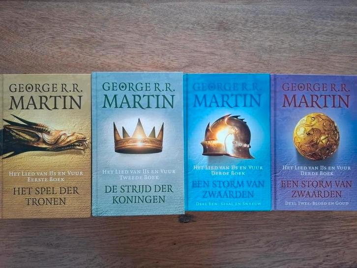 George R.R. Martin - Lied van IJs en Vuur (4 boeken), Boeken, Fantasy, Zo goed als nieuw, Ophalen of Verzenden