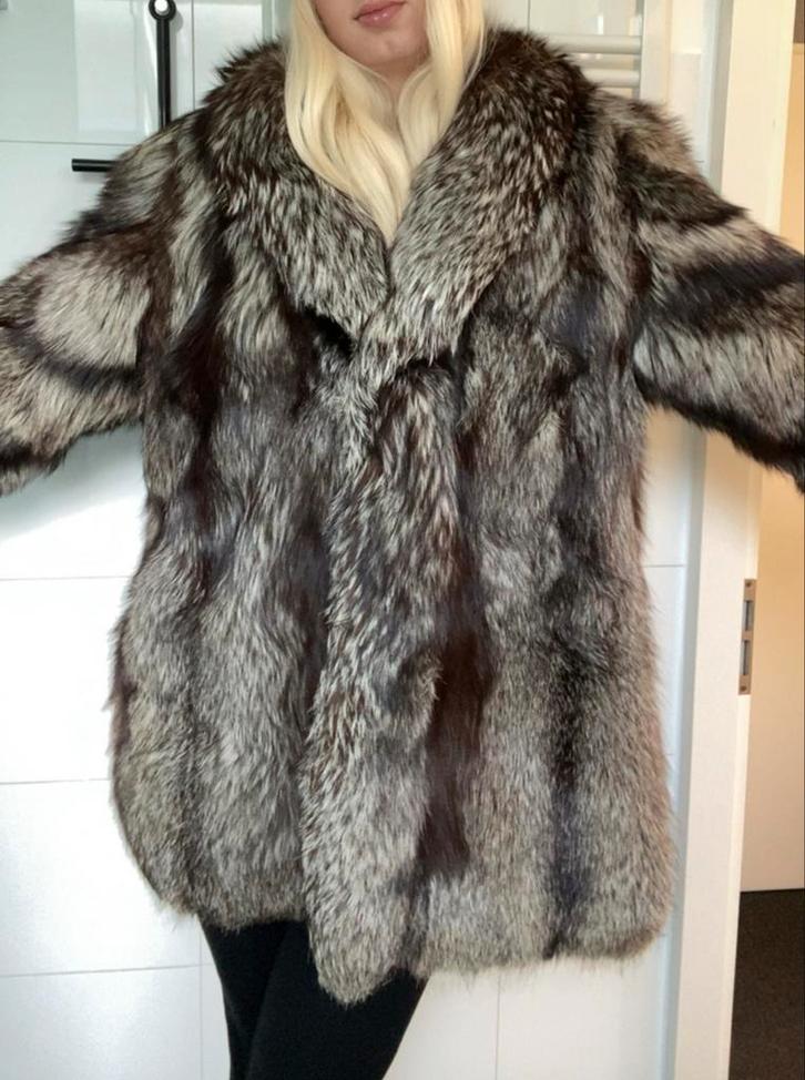 Echte Zilvervos Bontjas XL/XXL - Topstaat!, Kleding | Dames, Jassen | Zomer, Zo goed als nieuw, Maat 46/48 (XL) of groter, Grijs