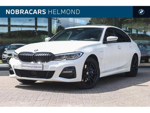 BMW 3 Serie 330e xDrive High Executive M Sport Automaat / Tr, Auto's, BMW, Te koop, 3-Serie, 4x4, Achteruitrijcamera, Airconditioning