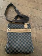 6 hippe tasjes Diesel Mango Balenciaga etc, Ophalen of Verzenden, Gebruikt, Bruin