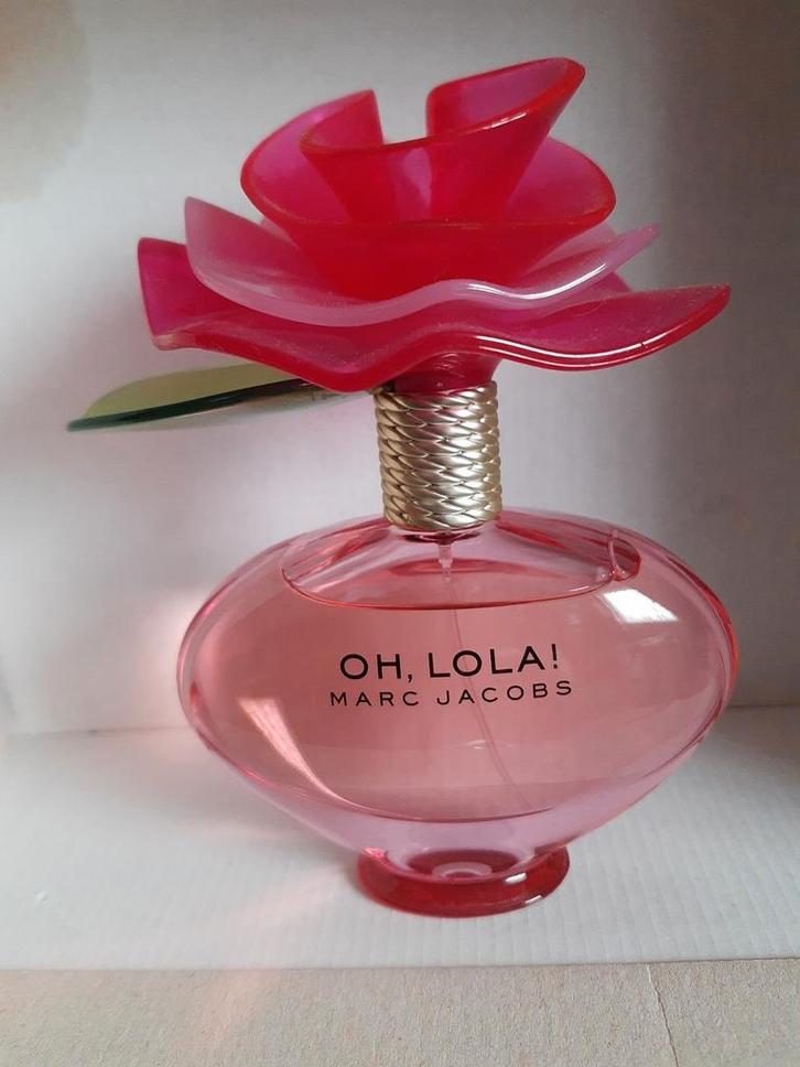 Oh, Lola! Marc Jacobs 100 ml testerfles, Sieraden, Tassen en Uiterlijk, Uiterlijk | Parfum, Zo goed als nieuw, Ophalen of Verzenden