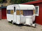 Te huur kip caravan van 1974 in top staat. <750kg, Caravans en Kamperen, Caravans, Radio, Particulier, Rondzit, Kip