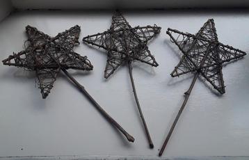 Grote sterren op stok - wilg - ca 45 cm lang - kerstdecorati beschikbaar voor biedingen