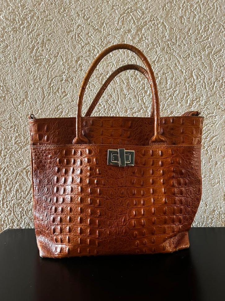 Tas Vera Italy, Sieraden, Tassen en Uiterlijk, Tassen | Damestassen, Gebruikt, Handtas, Bruin, Ophalen of Verzenden