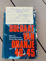 Soldaat van oranje + Adreswijziging Chris Krediet 1970, Verzamelen, Ophalen of Verzenden, Nederland, Boek of Tijdschrift