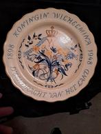Porselein bord van Koningin Wilhelmina 1948., Antiek en Kunst, Antiek | Keramiek en Aardewerk, Ophalen of Verzenden