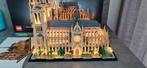 Lego 21061 Notre Dame inc. Light kit, Ophalen of Verzenden, Zo goed als nieuw, Complete set, Lego
