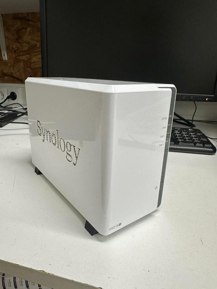 DS215j synology NAS, Computers en Software, NAS, Zo goed als nieuw, Ophalen of Verzenden
