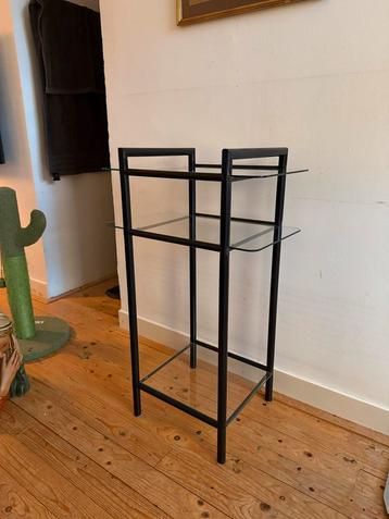 Vintage Zwart Stalen Tafel met Glas beschikbaar voor biedingen