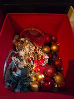 Kerstballen rood, goud; verlichting; slingers, Diversen, Kerst, Ophalen of Verzenden, Zo goed als nieuw