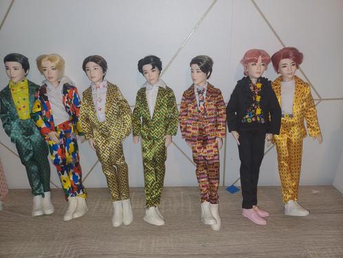 Bts poppen, Verzamelen, Poppen, Zo goed als nieuw, Pop, Ophalen of Verzenden