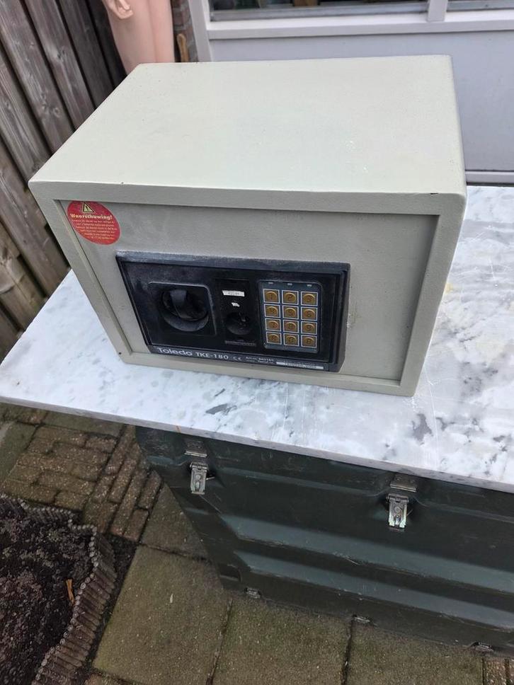 Toledo TKE-180 Brandkast met cijferslot, Huis en Inrichting, Brandblussers en Brandkasten, Gebruikt, Brandkast, Ophalen