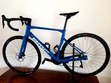 BMC Roadmachine TWO Four disc Ultegra di2 12-Speed  beschikbaar voor biedingen