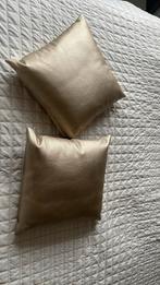 Zusss leer kussen 2x goud hoes met rits + binnenkussen, Ophalen of Verzenden, Zo goed als nieuw, Overige kleuren, Vierkant