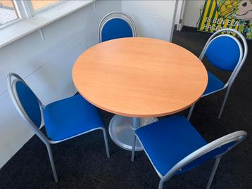 Ronde beuken Kantoortafel met stoelen beschikbaar voor biedingen