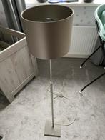 Vloerlamp + kapje, Ophalen of Verzenden, Gebruikt, 150 tot 200 cm
