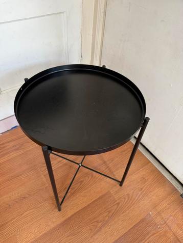 Bijzettafel zwart beschikbaar voor biedingen