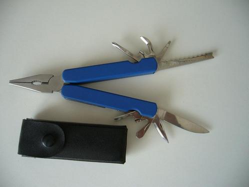 Multitool nog splinternieuw, Caravans en Kamperen, Kampeergereedschap, Ophalen of Verzenden