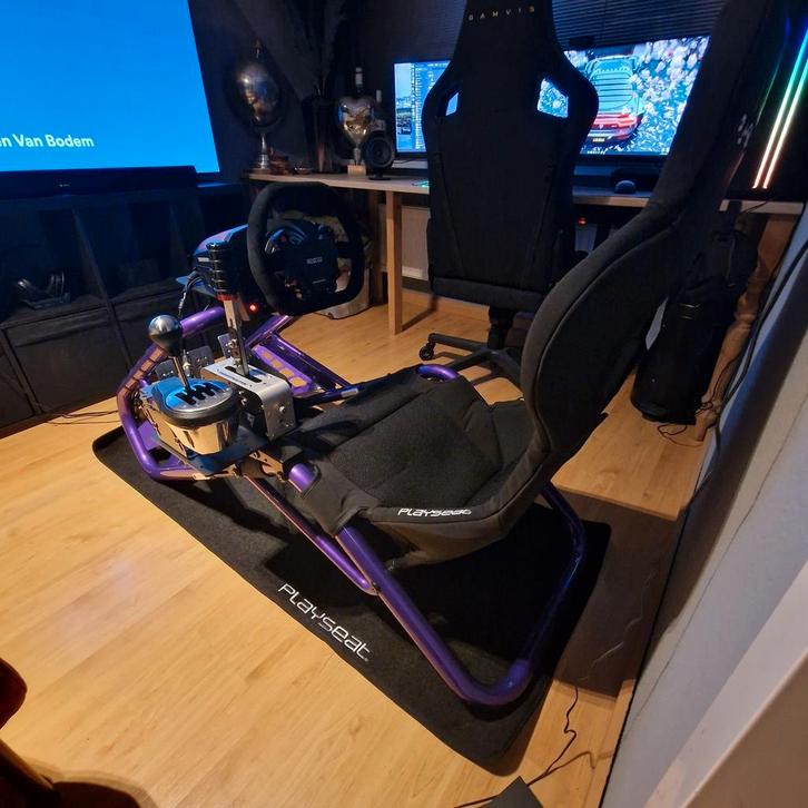 Custom painted Playseat Trophy met overcomplete Thrustmaster, Spelcomputers en Games, Spelcomputers | Overige, Zo goed als nieuw