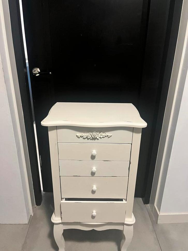 MOET WEG! PCharmant wit ladekastje met spiegel, Huis en Inrichting, Kasten | Ladekasten, Zo goed als nieuw, 100 tot 150 cm, Minder dan 50 cm