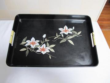 dienblad vintage beschikbaar voor biedingen