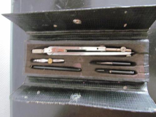 Oude passer in een etui, voor verzamelaar?, Antiek en Kunst, Antiek | Gereedschap en Instrumenten, Ophalen