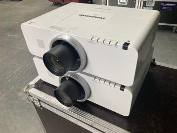 PROJECTOR PANASONIC PT- EZ 570 beschikbaar voor biedingen
