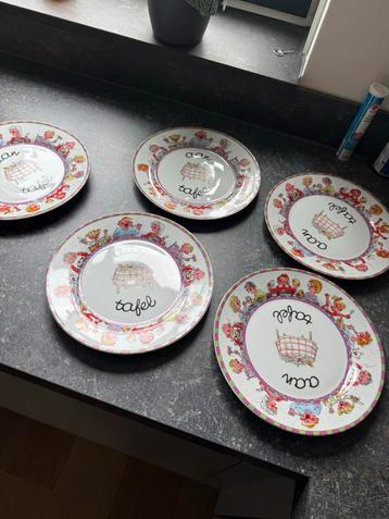 5 "Aan Tafel" Borden van Theo beschikbaar voor biedingen
