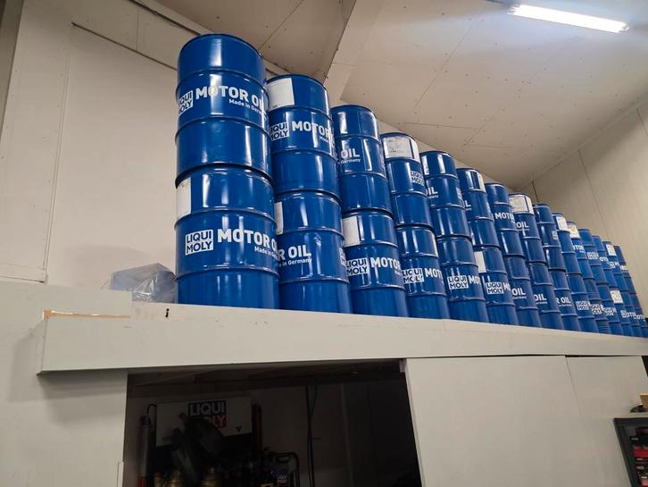 60L Vaten, Doe-het-zelf en Verbouw, Verf, Beits en Lak, Ophalen of Verzenden