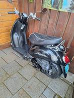 Te koop 2é hans scooter, Fietsen en Brommers, Scooters | Kymco, Maximaal 25 km/u, Benzine, Overige modellen, 50 cc