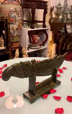 MAGNIFICENT JADE SWORK THAT AN UNIQUE OBJECT, Antiek en Kunst, Ophalen