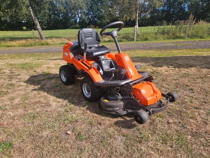 Husqvarna R213C frontmaaier, Tuin en Terras, Zitmaaiers, Gebruikt, 90 tot 120 cm, Elektrische starter, Mulchfunctie, Ophalen