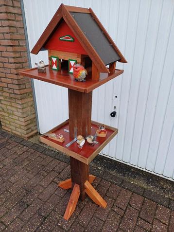 Allerhande soorten Vogelhuisjes te koop [ zie foto's ] beschikbaar voor biedingen
