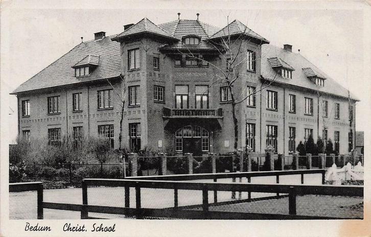 JL1107 Bedum Chr School 1941, Verzamelen, Ansichtkaarten | Nederland, Gelopen, Groningen, 1940 tot 1960, Verzenden