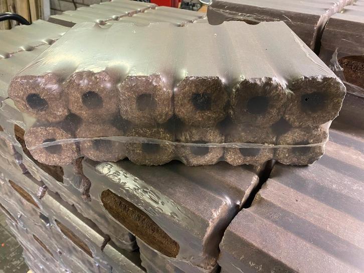 Pini Kay haardhout briketten Eiken/Beuken, Tuin en Terras, Haardhout, Blokken, Overige houtsoorten, Minder dan 3 m³, Ophalen