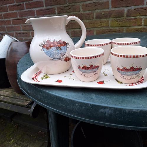 Leuke set van JET, Huis en Inrichting, Keuken | Servies, Zo goed als nieuw, Overige stijlen, Ophalen of Verzenden